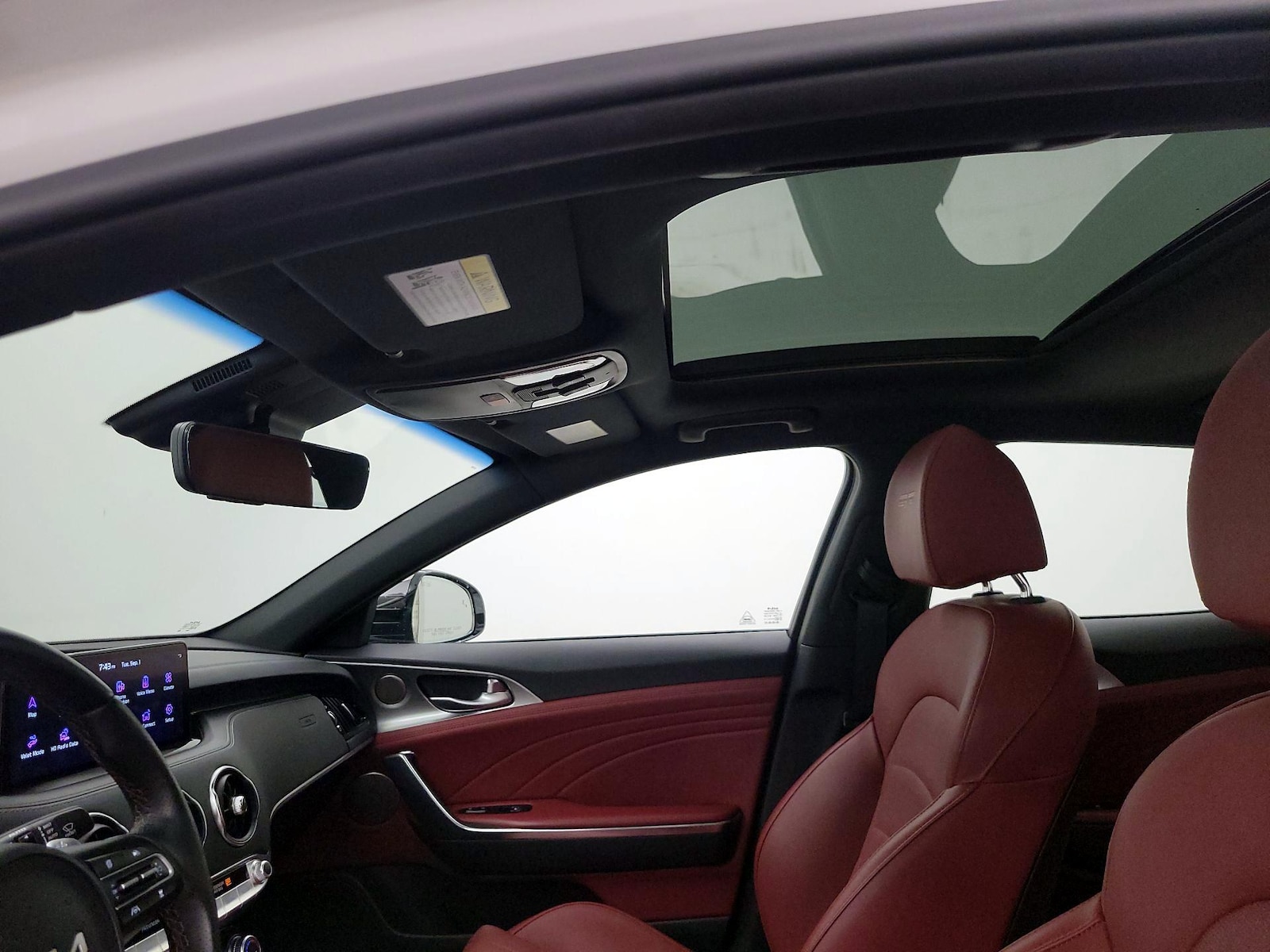 2023 Kia Stinger GT2 - Photo 21