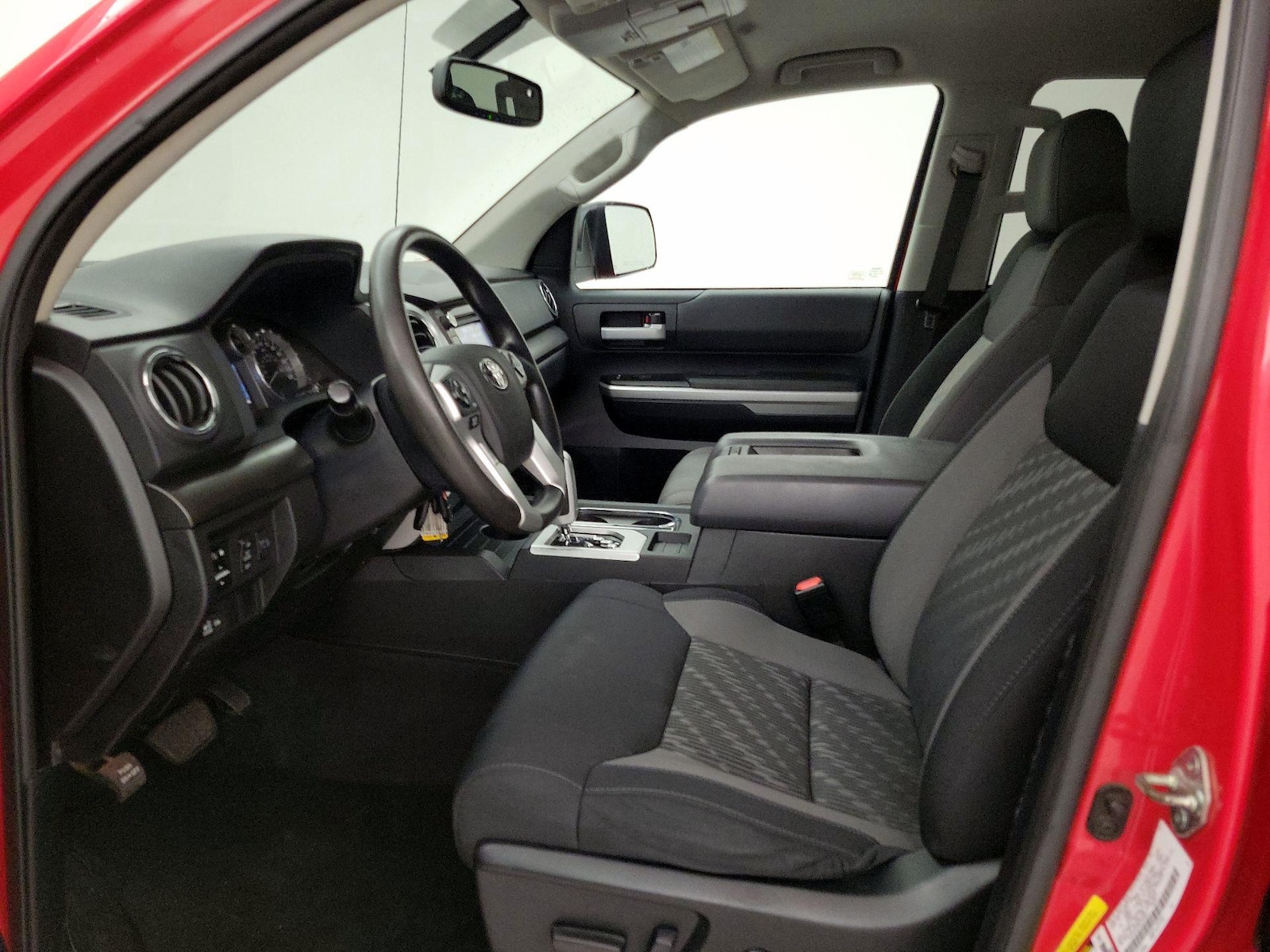 Power Seat(s) & Side Airbags