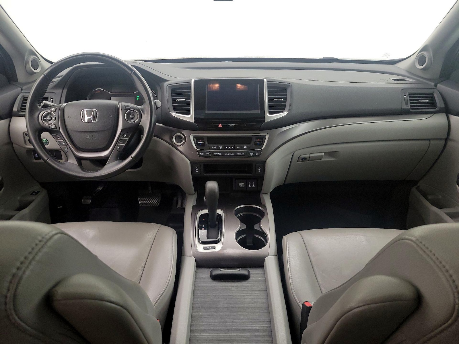2016 Honda Pilot EX-L - Photo 10