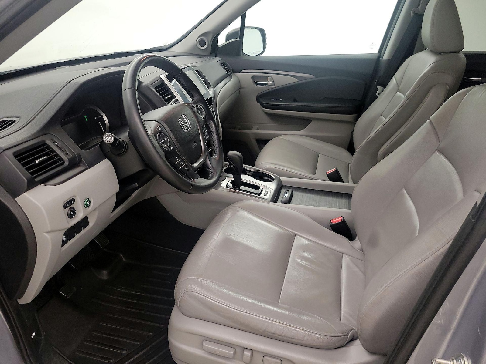 2016 Honda Pilot EX-L - Photo 12
