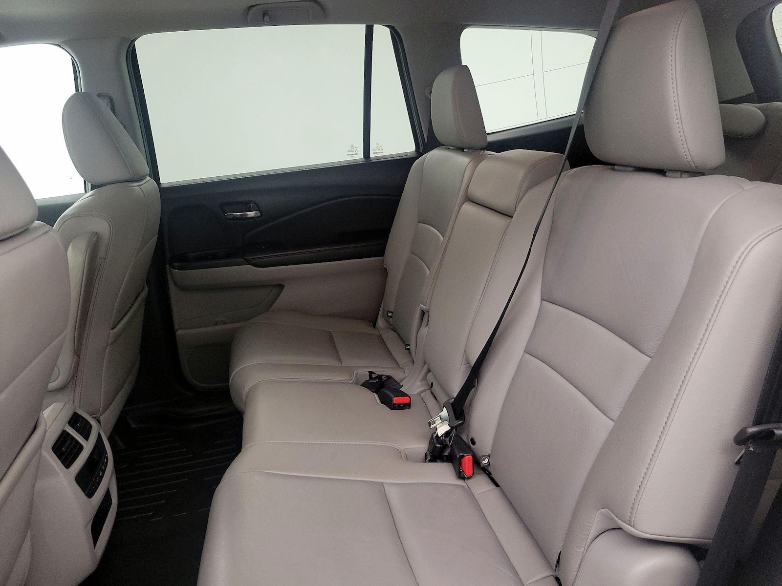 2016 Honda Pilot EX-L - Photo 21