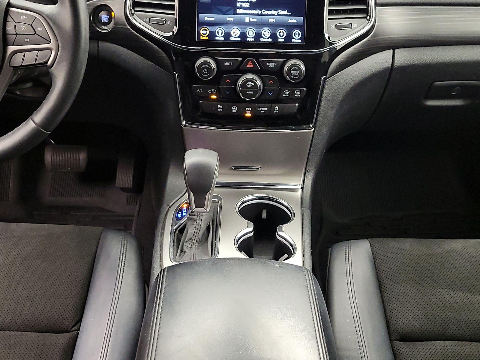 2019 Jeep Grand Cherokee Altitude - Photo 19