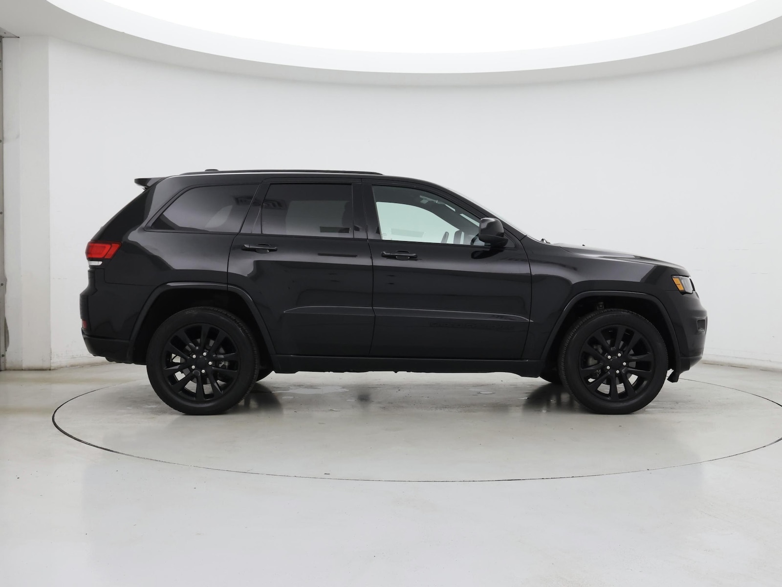 2019 Jeep Grand Cherokee Altitude - Photo 8