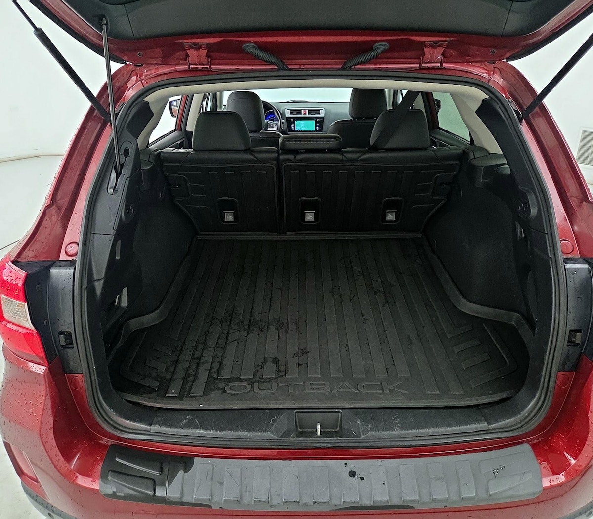 Trunk/Cargo (Seats Up)