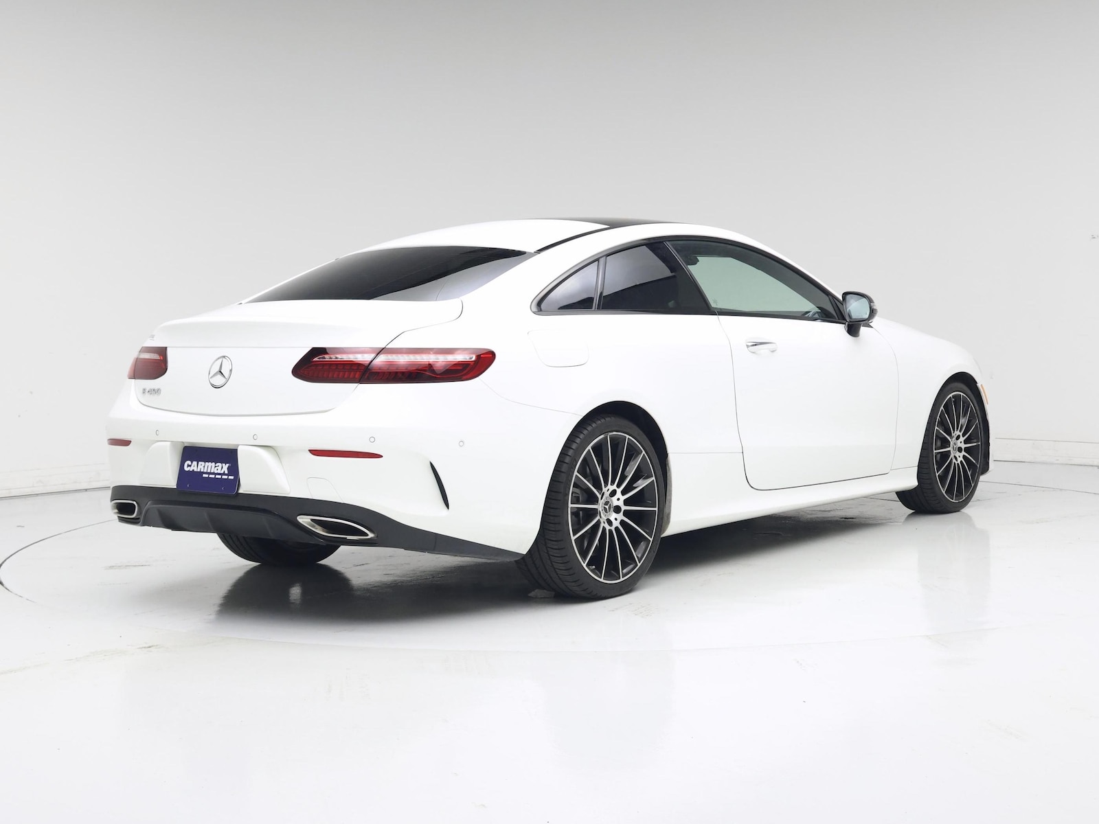 2022 Mercedes-Benz E-Class E450 - Photo 9