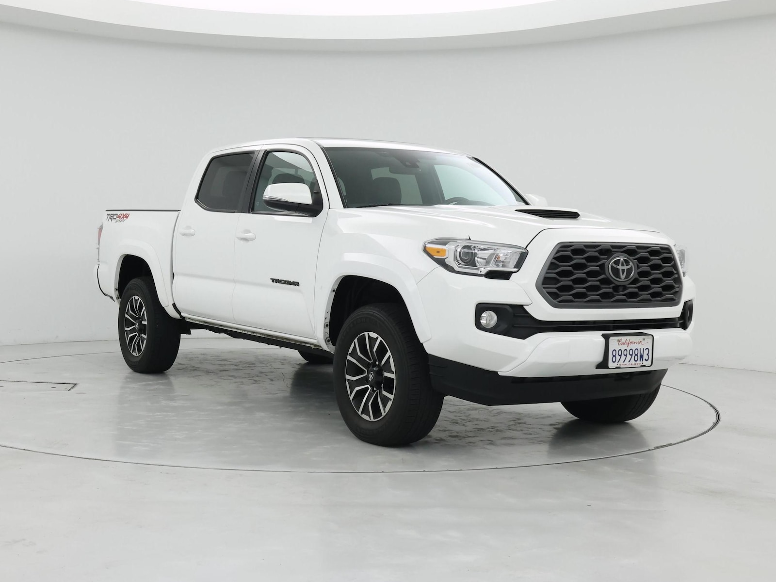 2023 Toyota Tacoma TRD Sport - Photo 2