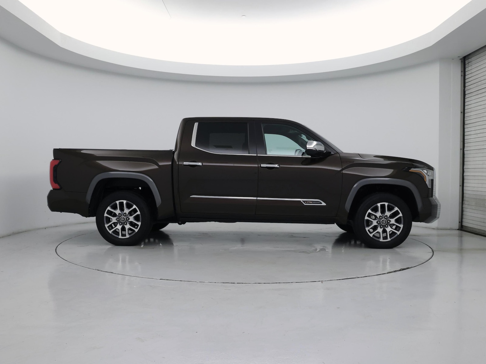 2024 Toyota Tundra 1794 Edition - Photo 8