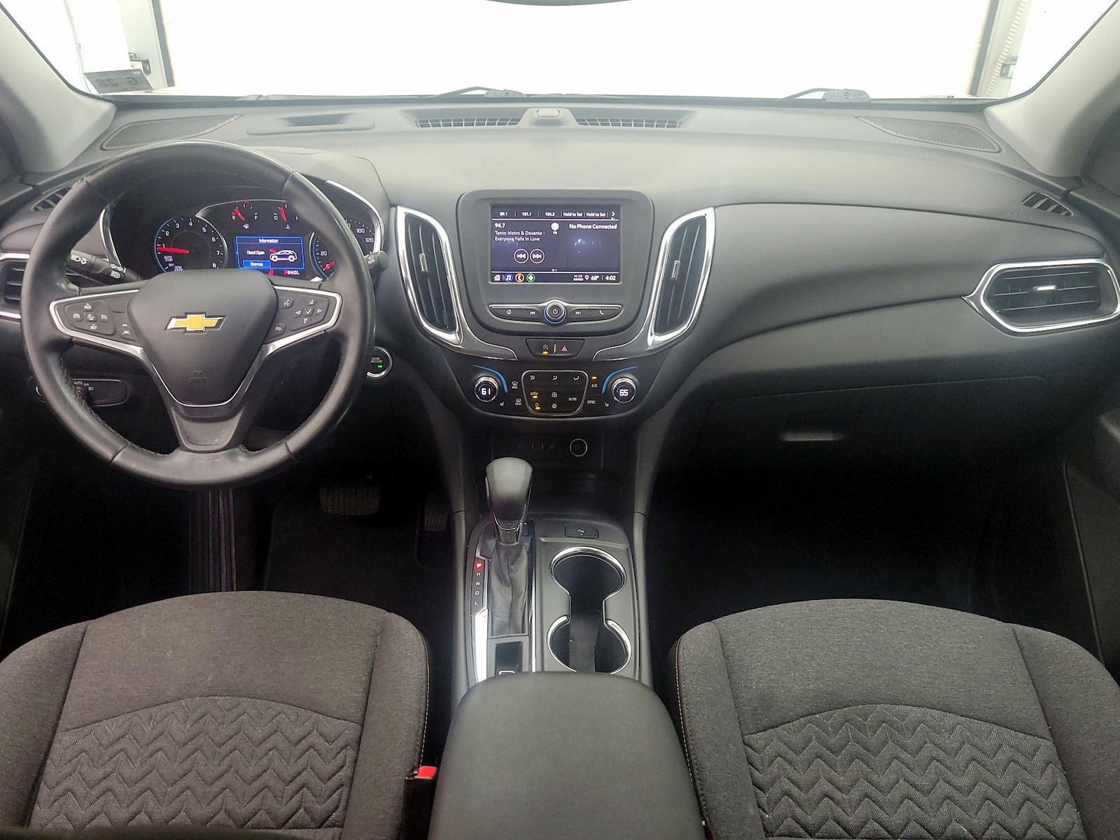 2023 Chevrolet Equinox LT - Photo 10