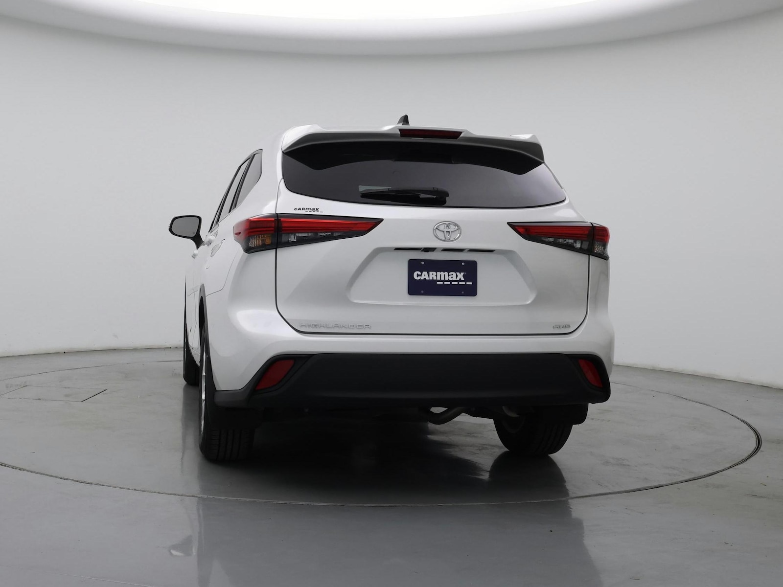 2023 Toyota Highlander L - Photo 7
