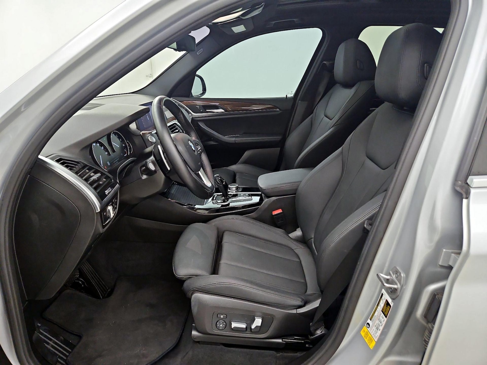 Power Seat(s) & Side Airbags