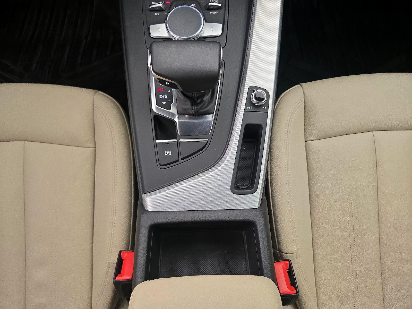 2017 Audi A4 Premium Plus - Photo 19