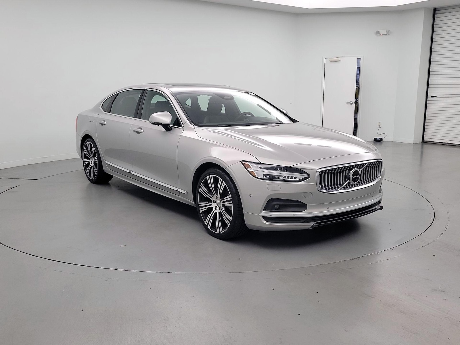 2023 Volvo S90