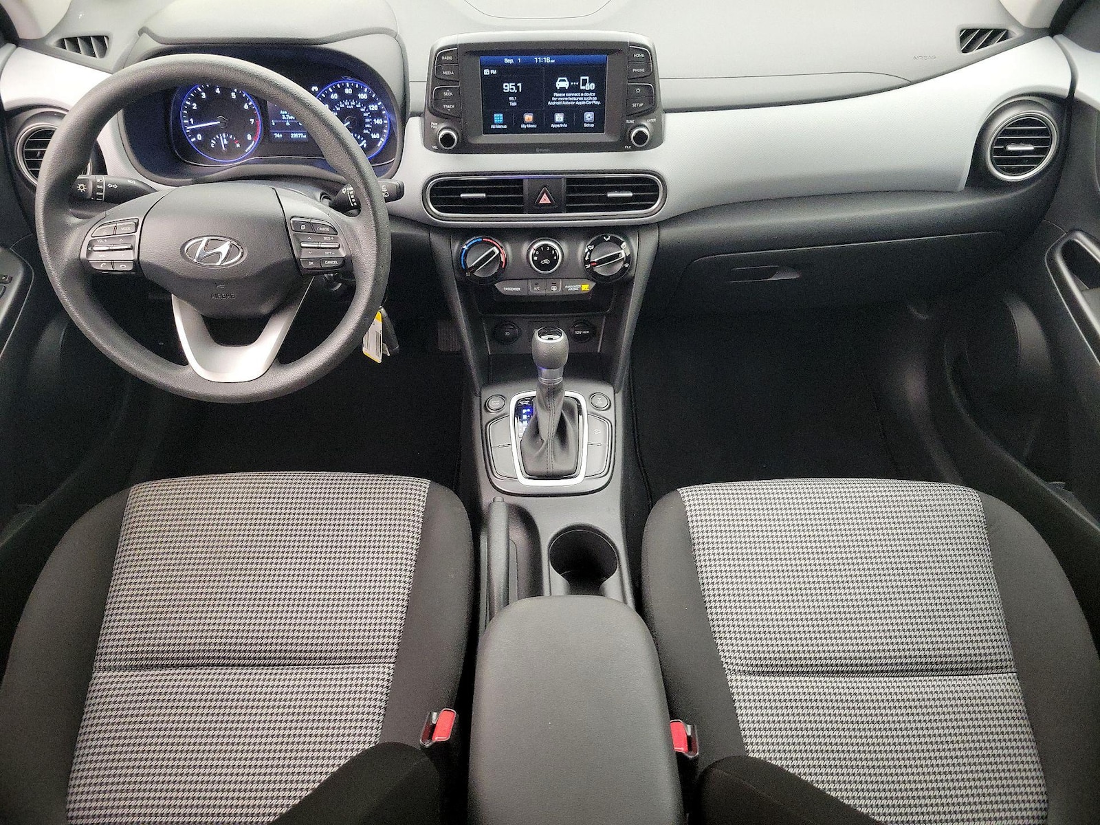 2020 Hyundai Kona SE - Photo 10