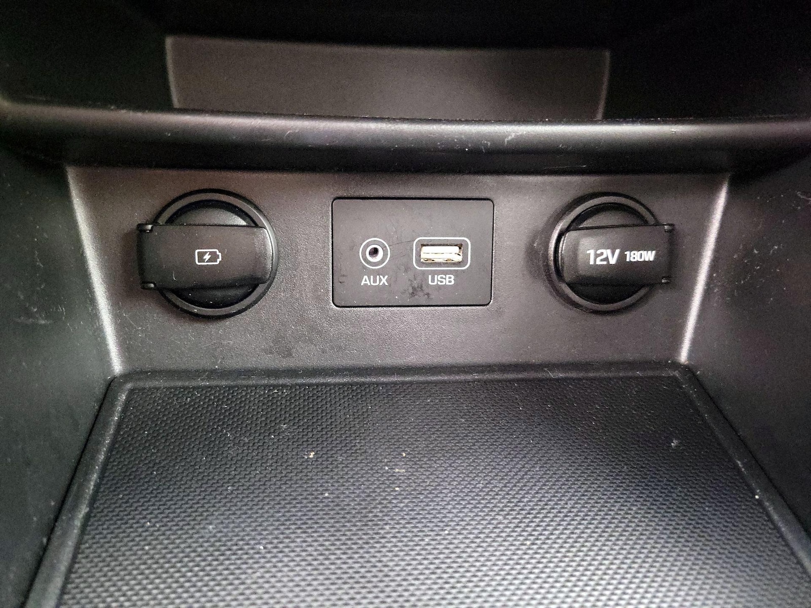 2020 Hyundai Kona SE - Photo 19
