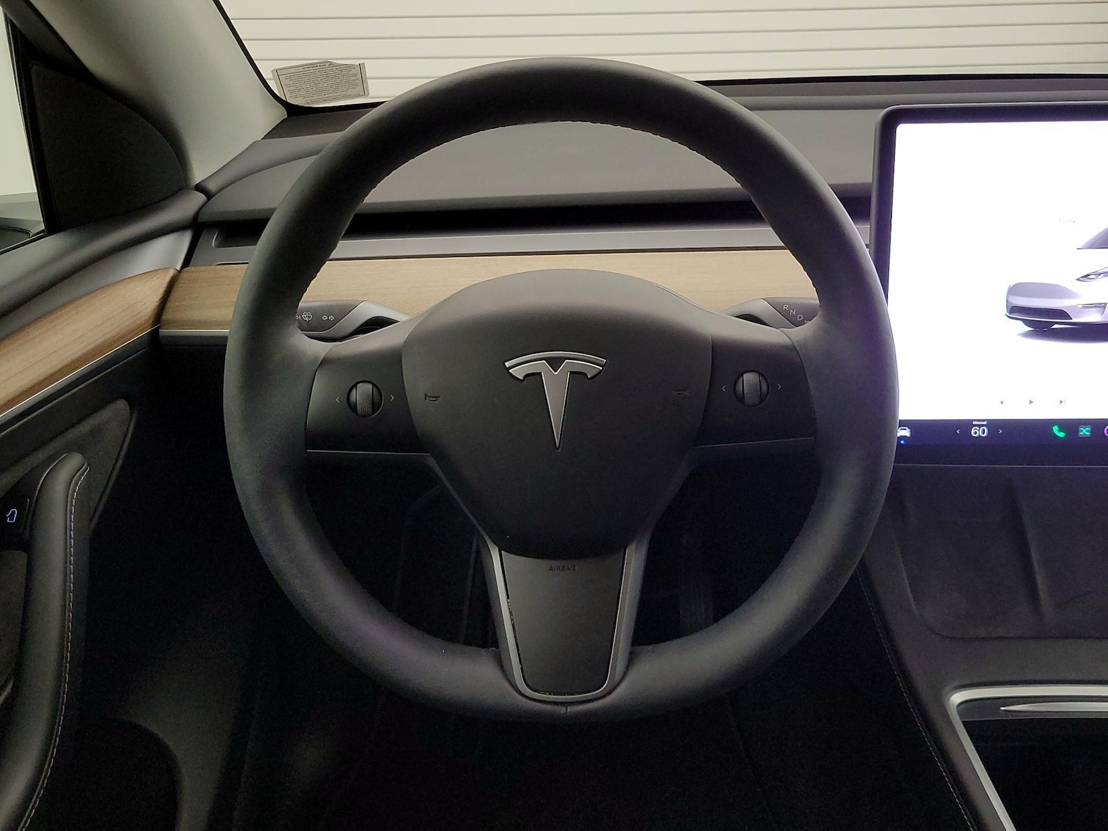 2023 Tesla Model Y Long Range - Photo 11