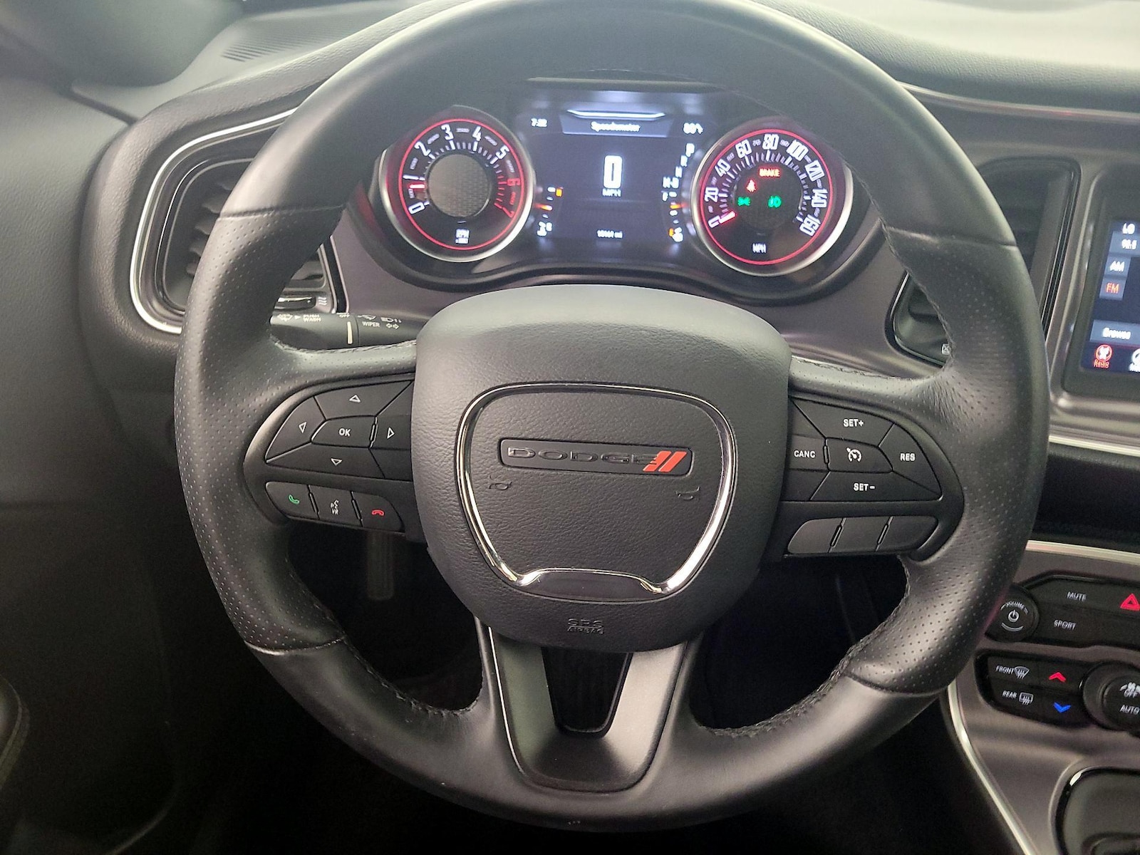 2018 Dodge Challenger R/T - Photo 11