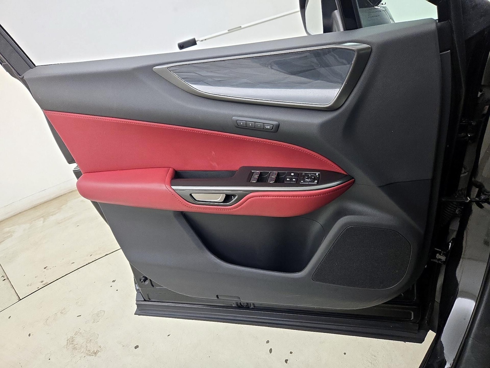 2024 Lexus NX 350 - Photo 13