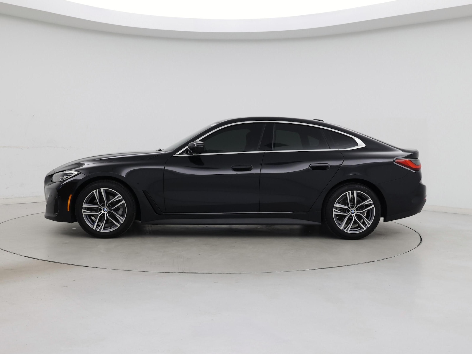 2024 BMW 4 Series 430i - Photo 4