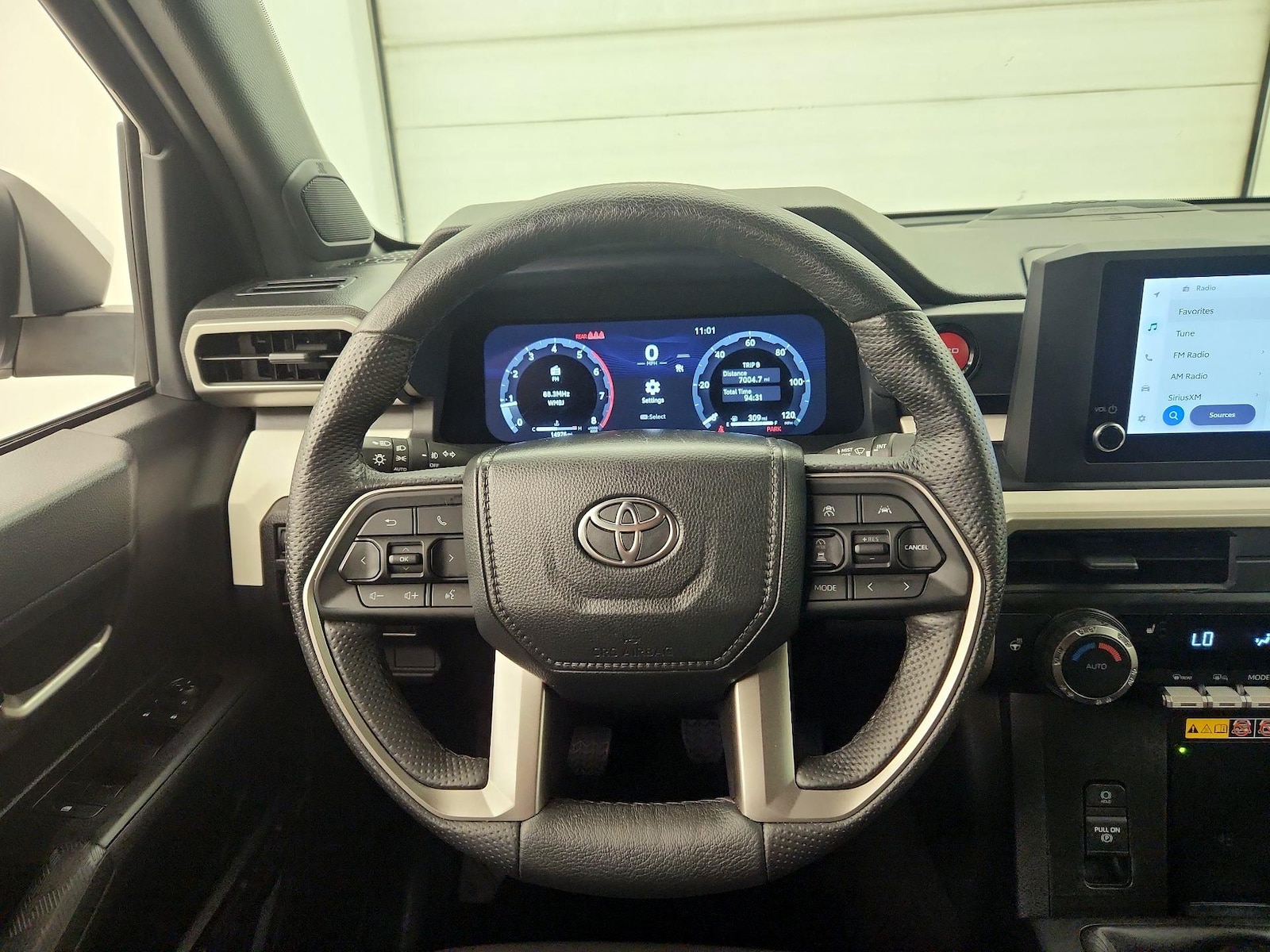 2024 Toyota Tacoma TRD Off Road - Photo 11
