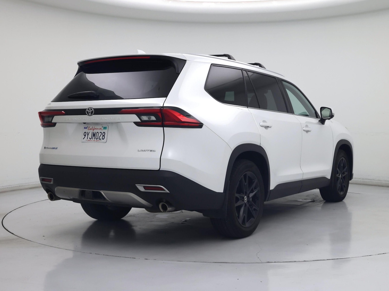 2024 Toyota Grand Highlander Limited - Photo 9