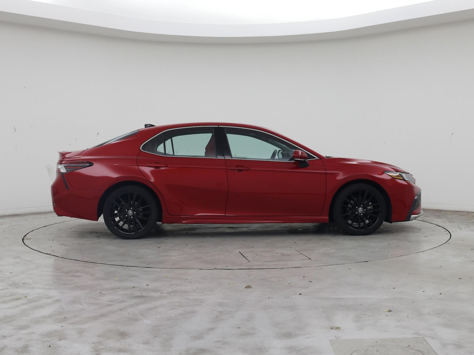 2021 Toyota Camry XSE - Photo 8