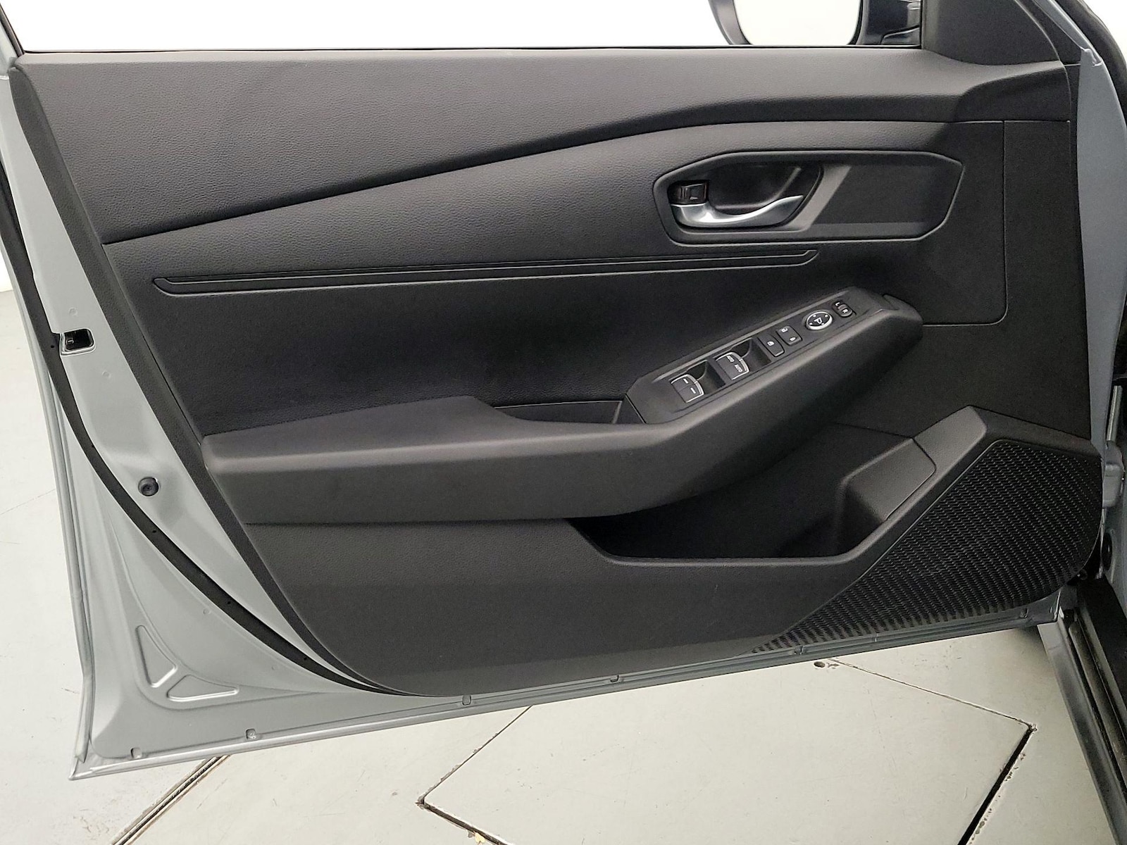 2024 Honda Accord LX - Photo 13