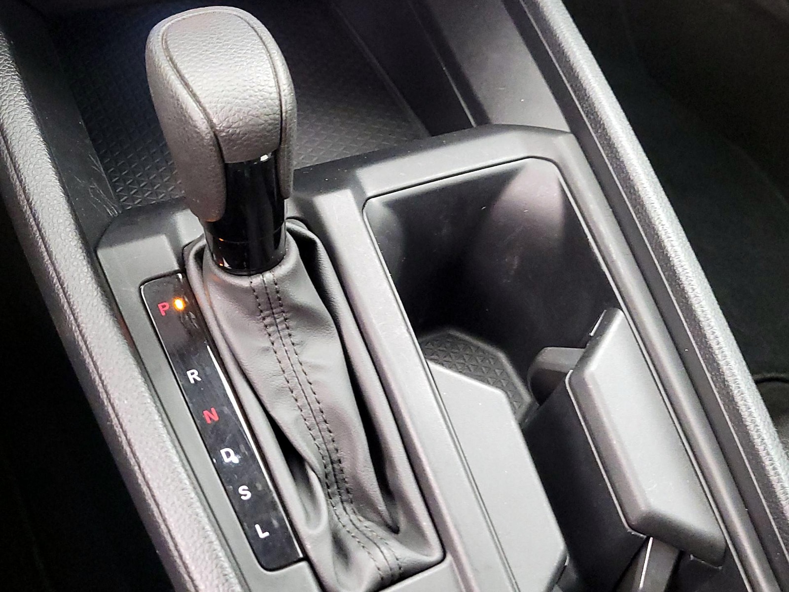2024 Honda Accord LX - Photo 17