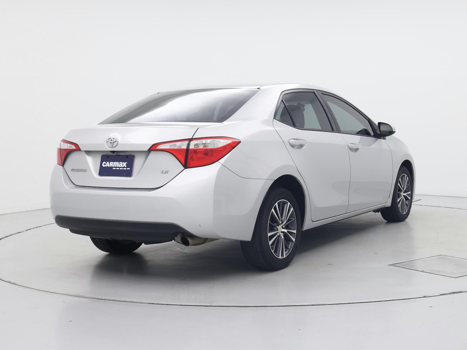 2016 Toyota Corolla LE - Photo 9