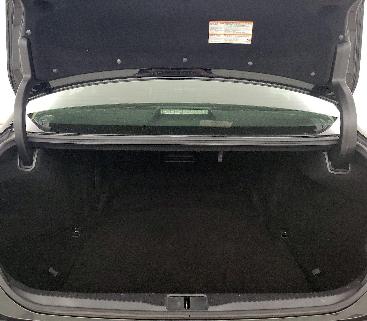 Trunk/Cargo (Seats Up)