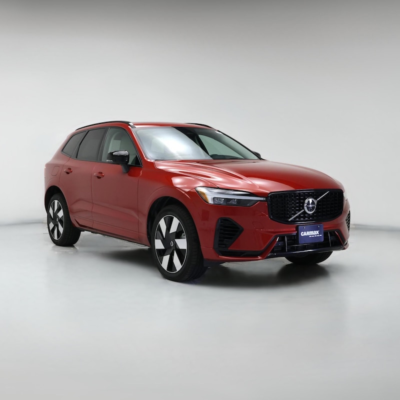 2024 Volvo XC60 Recharge PHEV T8 Ultimate Dark Theme