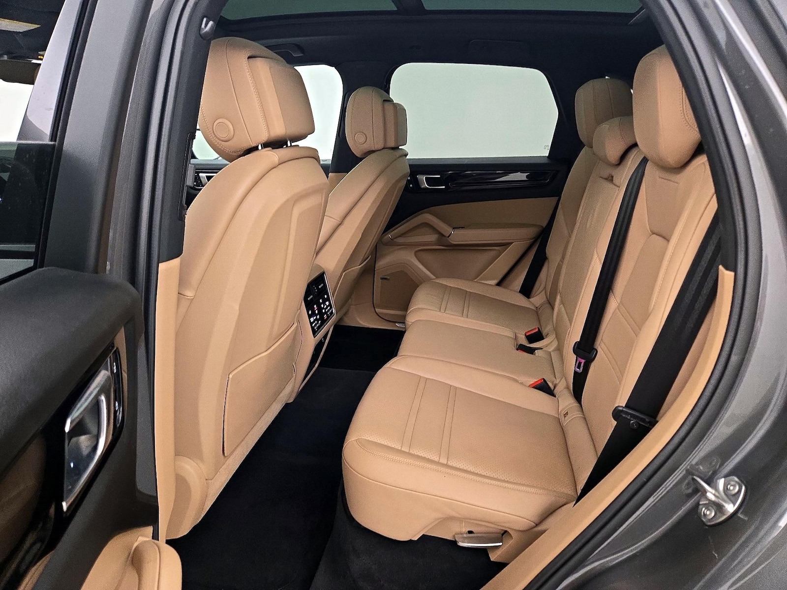 Rear Air Conditioning