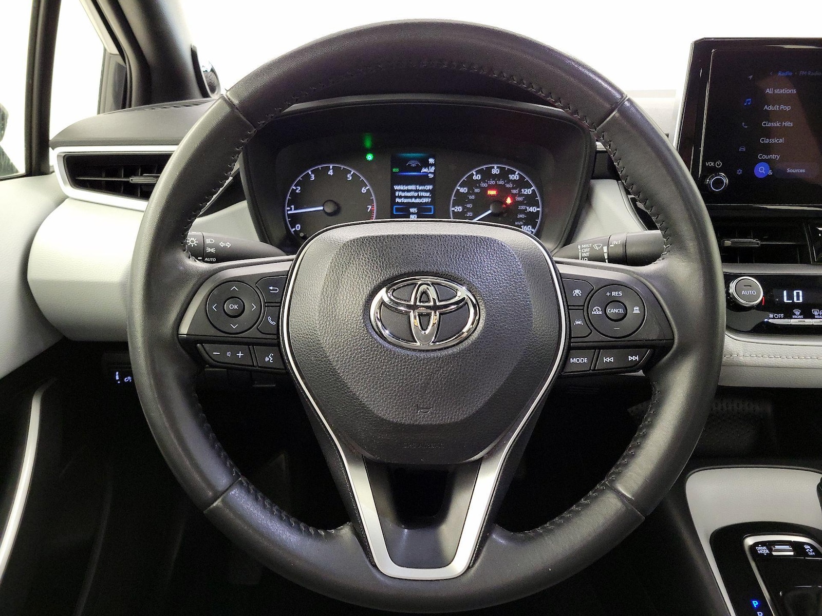 2023 Toyota Corolla SE - Photo 11