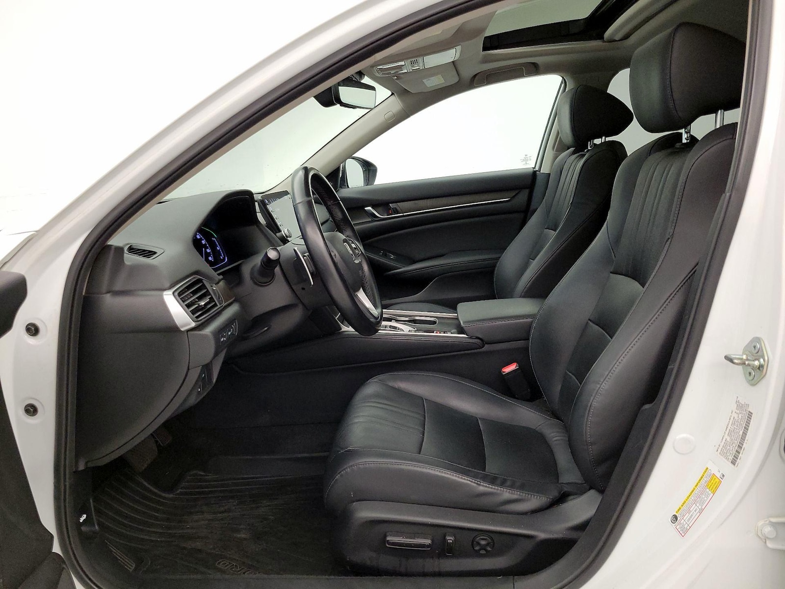 2018 Honda Accord Hybrid Touring - Photo 12