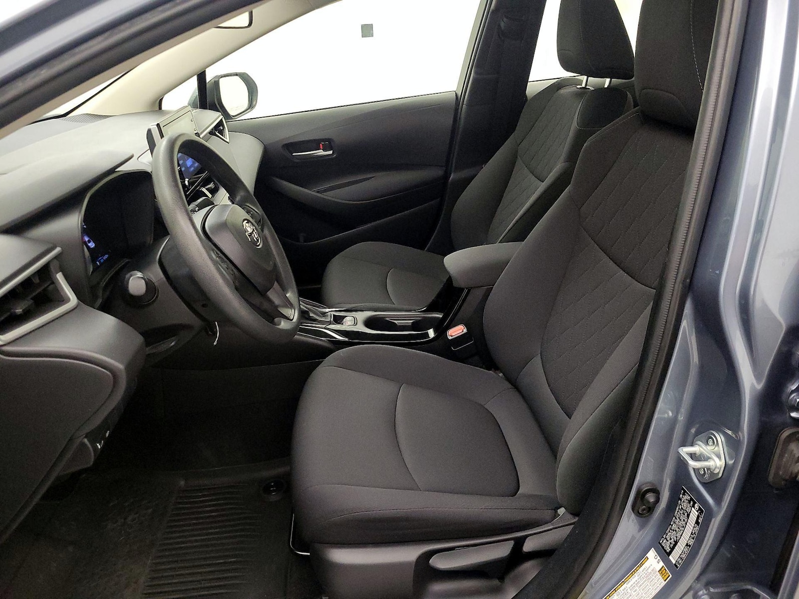2020 Toyota Corolla LE - Photo 12