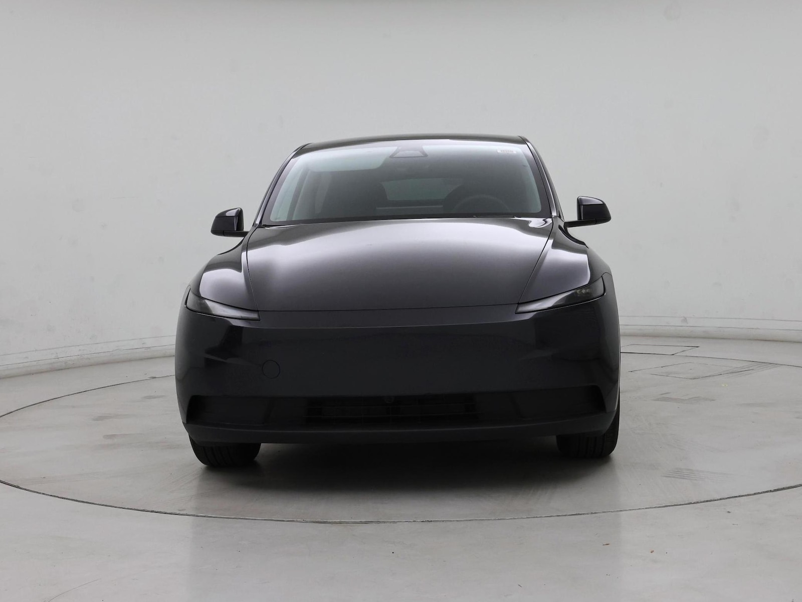 2026 Tesla Model Y Standard - Photo 6