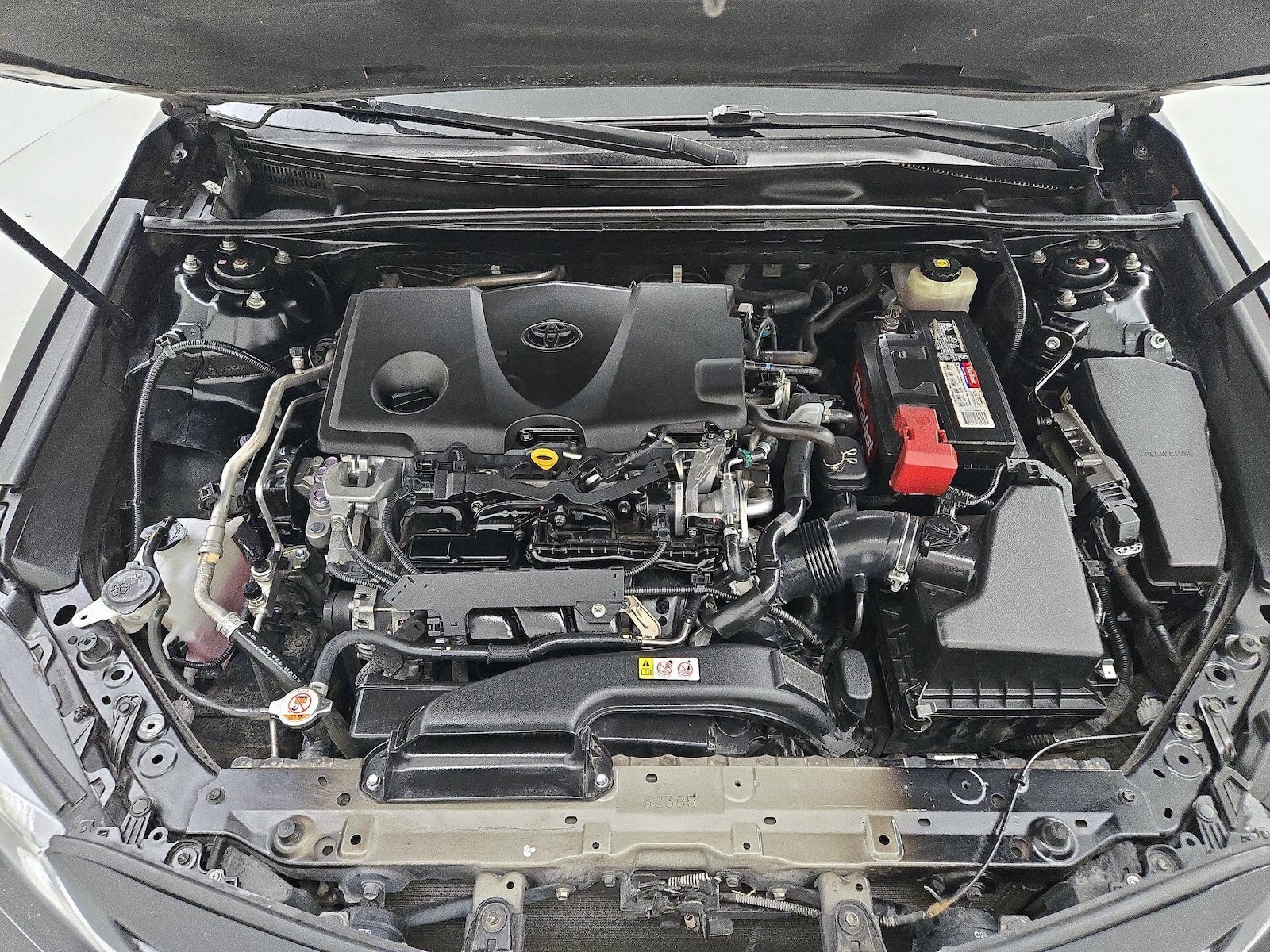 2018 Toyota Camry SE - Photo 23