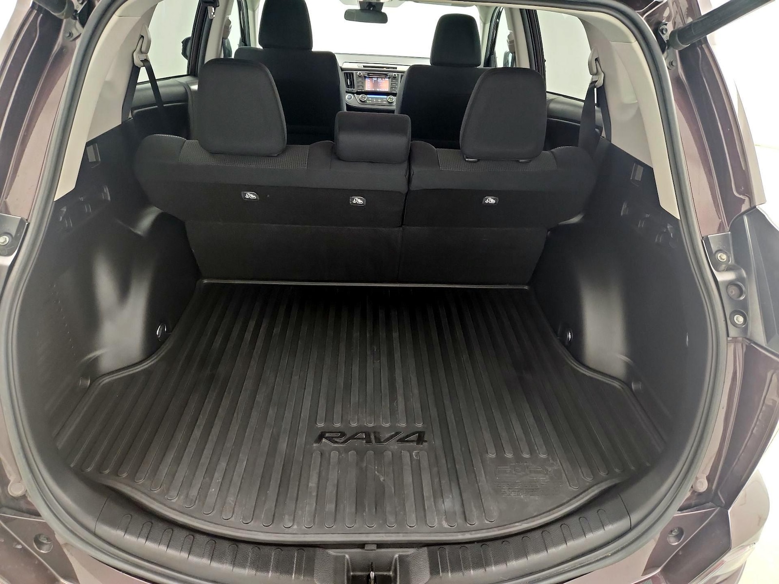 2018 Toyota RAV4 XLE - Photo 20