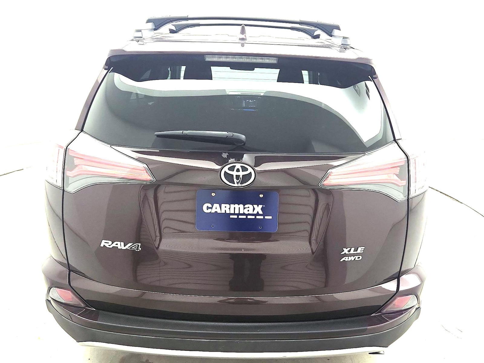 2018 Toyota RAV4 XLE - Photo 6