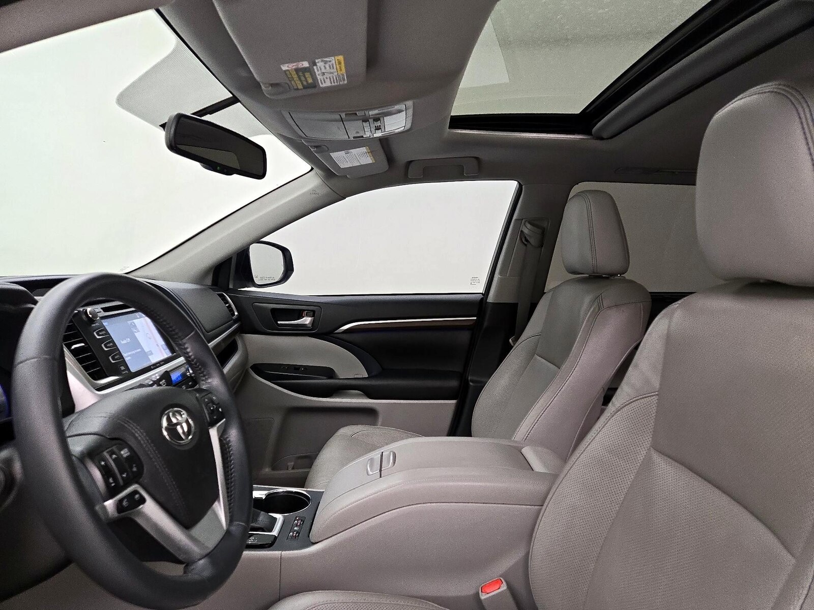 Sunroof(s) & Overhead Airbags