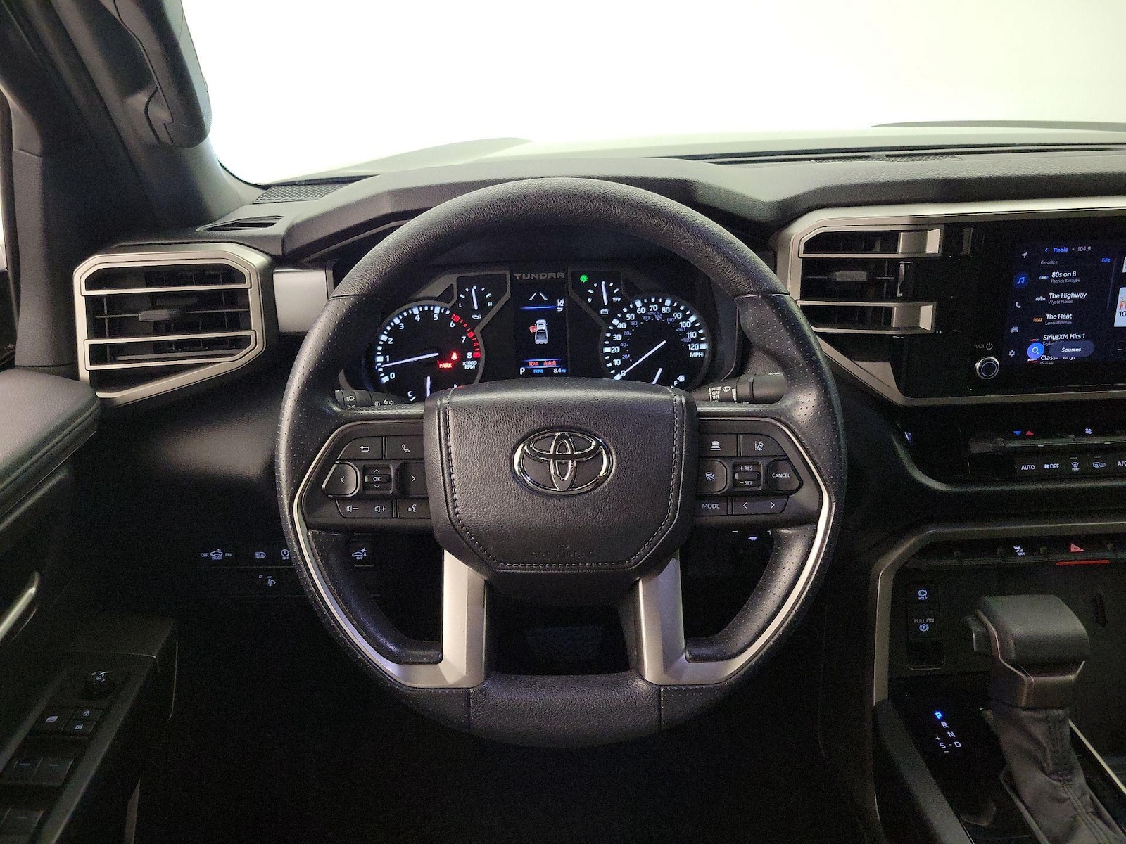 2025 Toyota Tundra SR5 - Photo 11