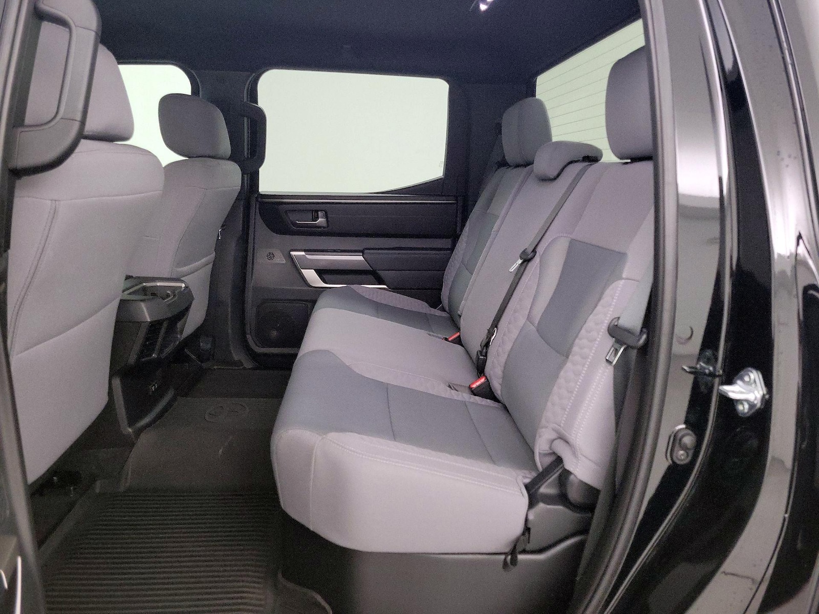2025 Toyota Tundra SR5 - Photo 19