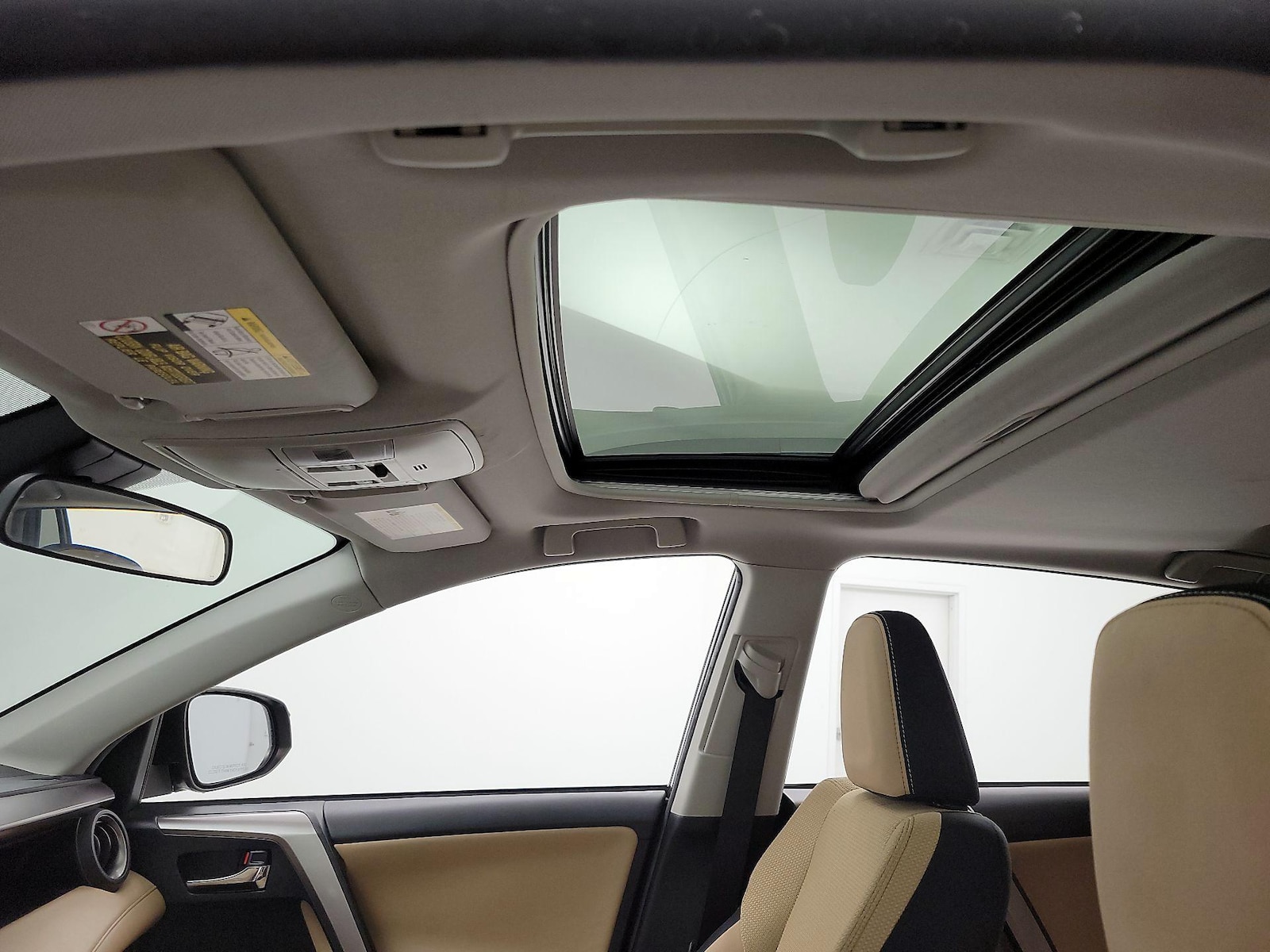 Sunroof(s) & Overhead Airbags