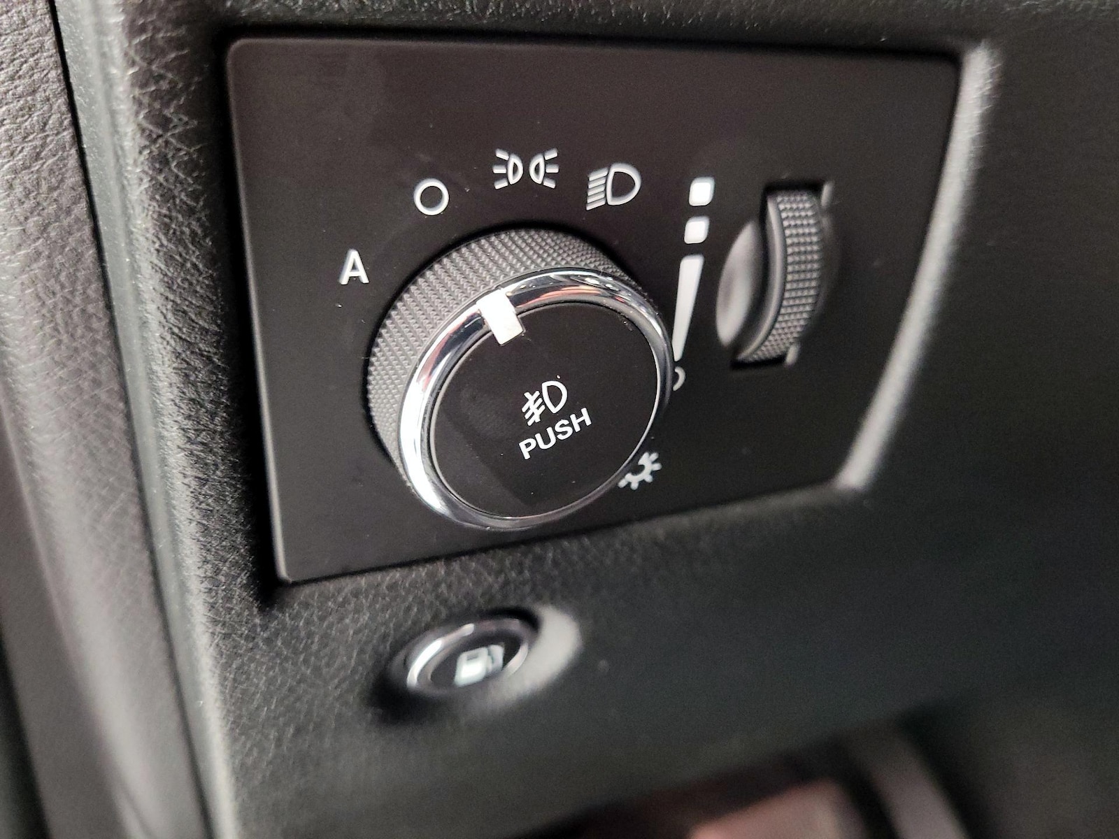 2015 Jeep Grand Cherokee Laredo - Photo 14