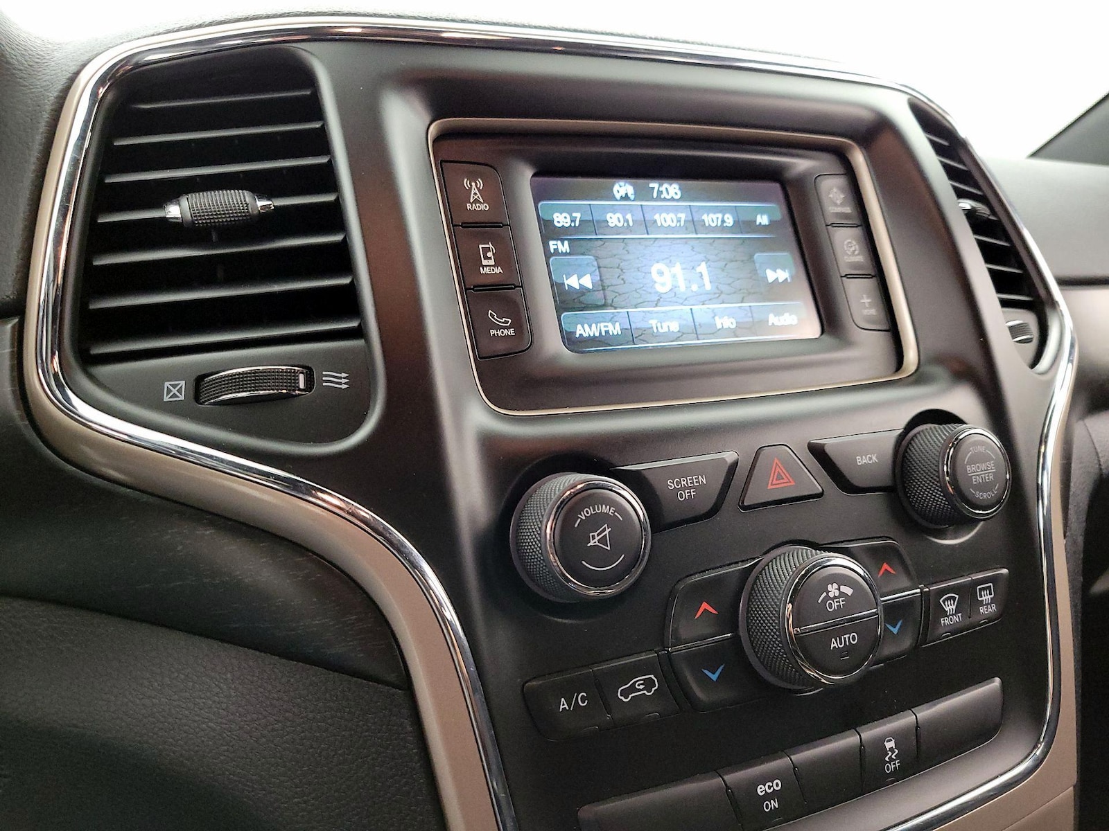2015 Jeep Grand Cherokee Laredo - Photo 15