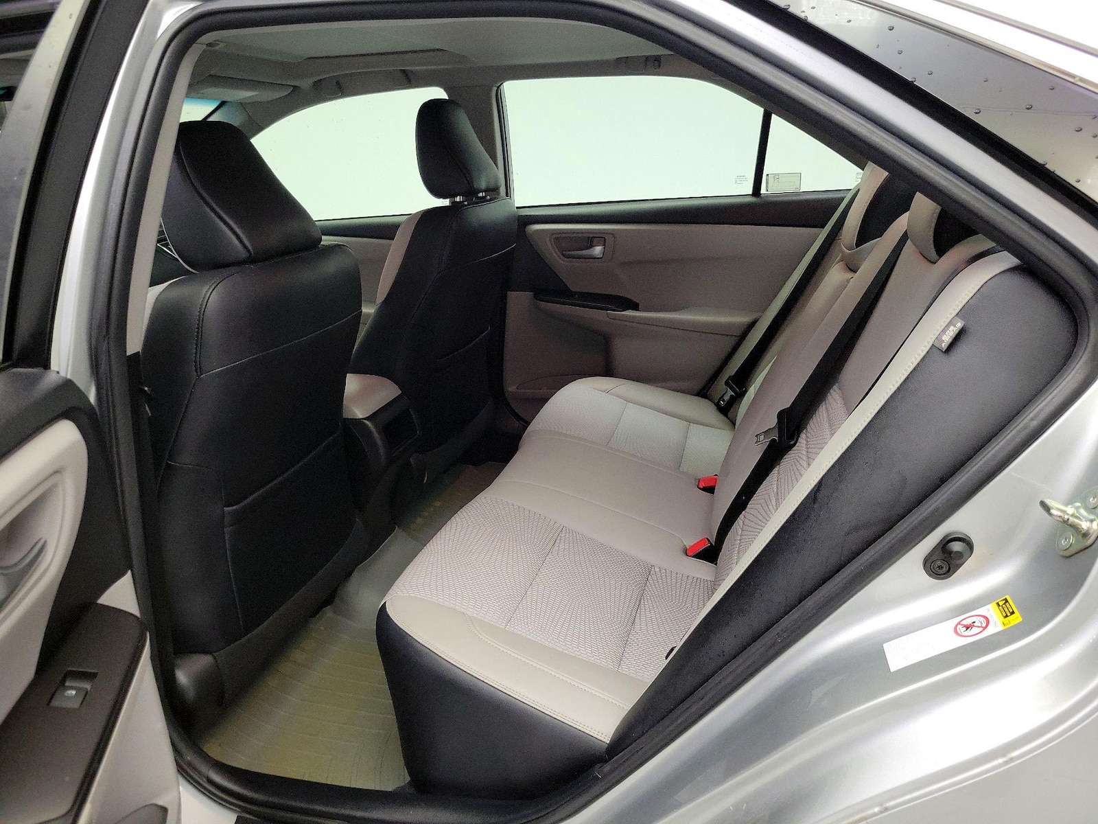 2016 Toyota Camry Special Edition - Photo 20