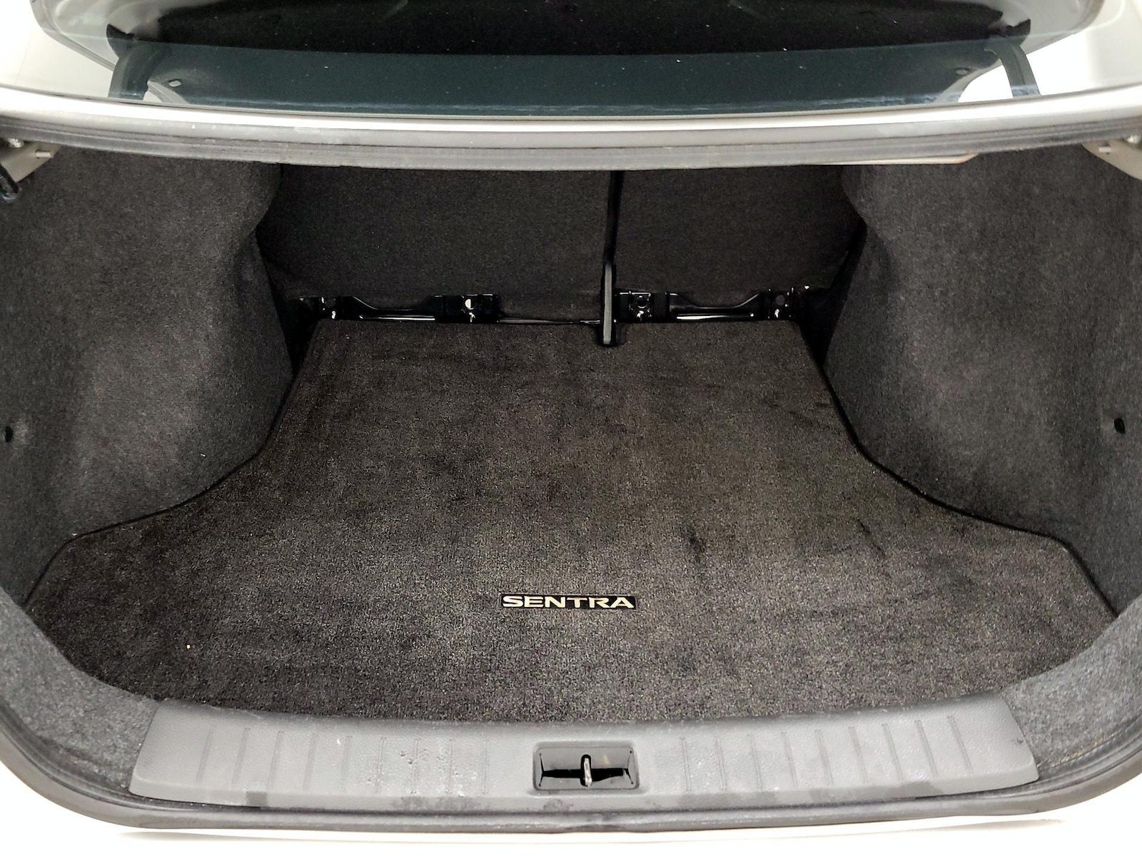 2019 Nissan Sentra SR - Photo 21