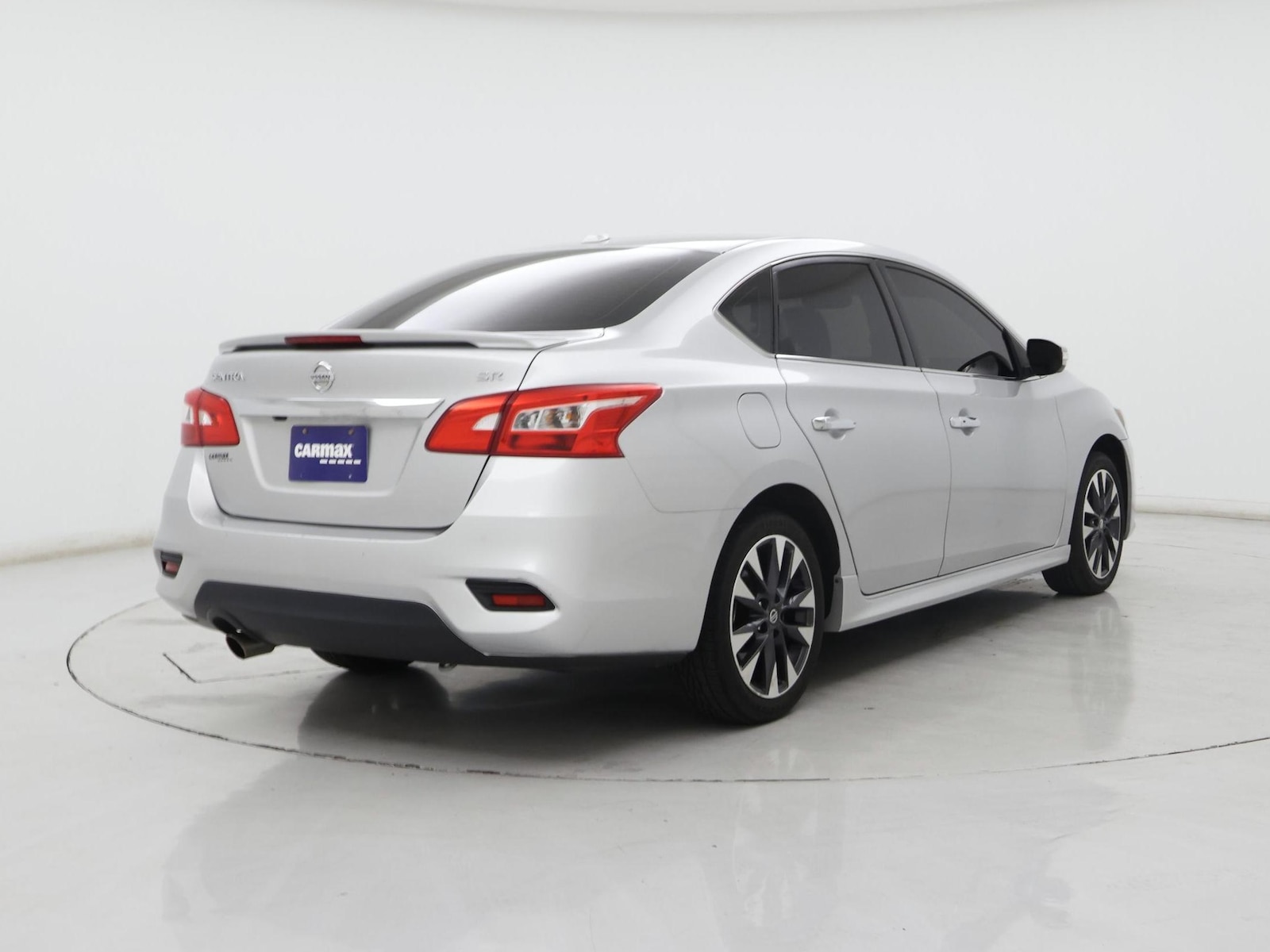 2019 Nissan Sentra SR - Photo 9