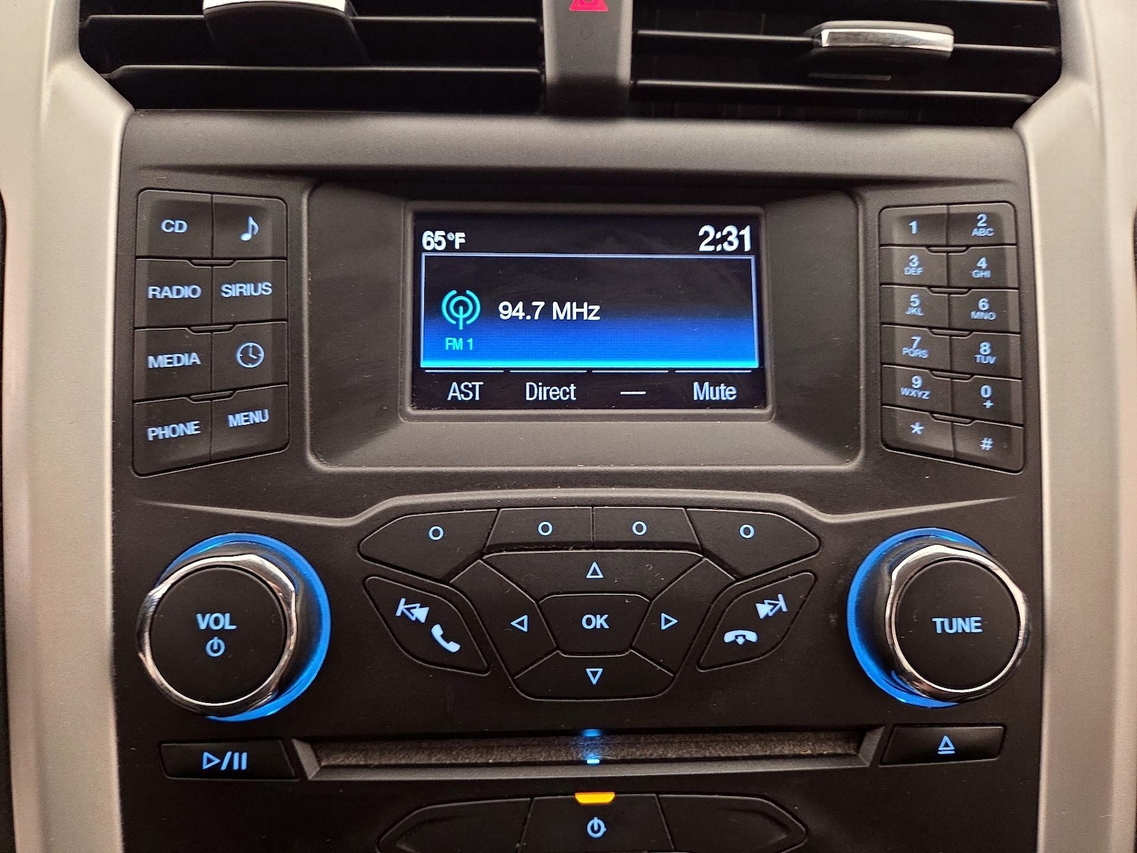2014 Ford Fusion SE - Photo 16