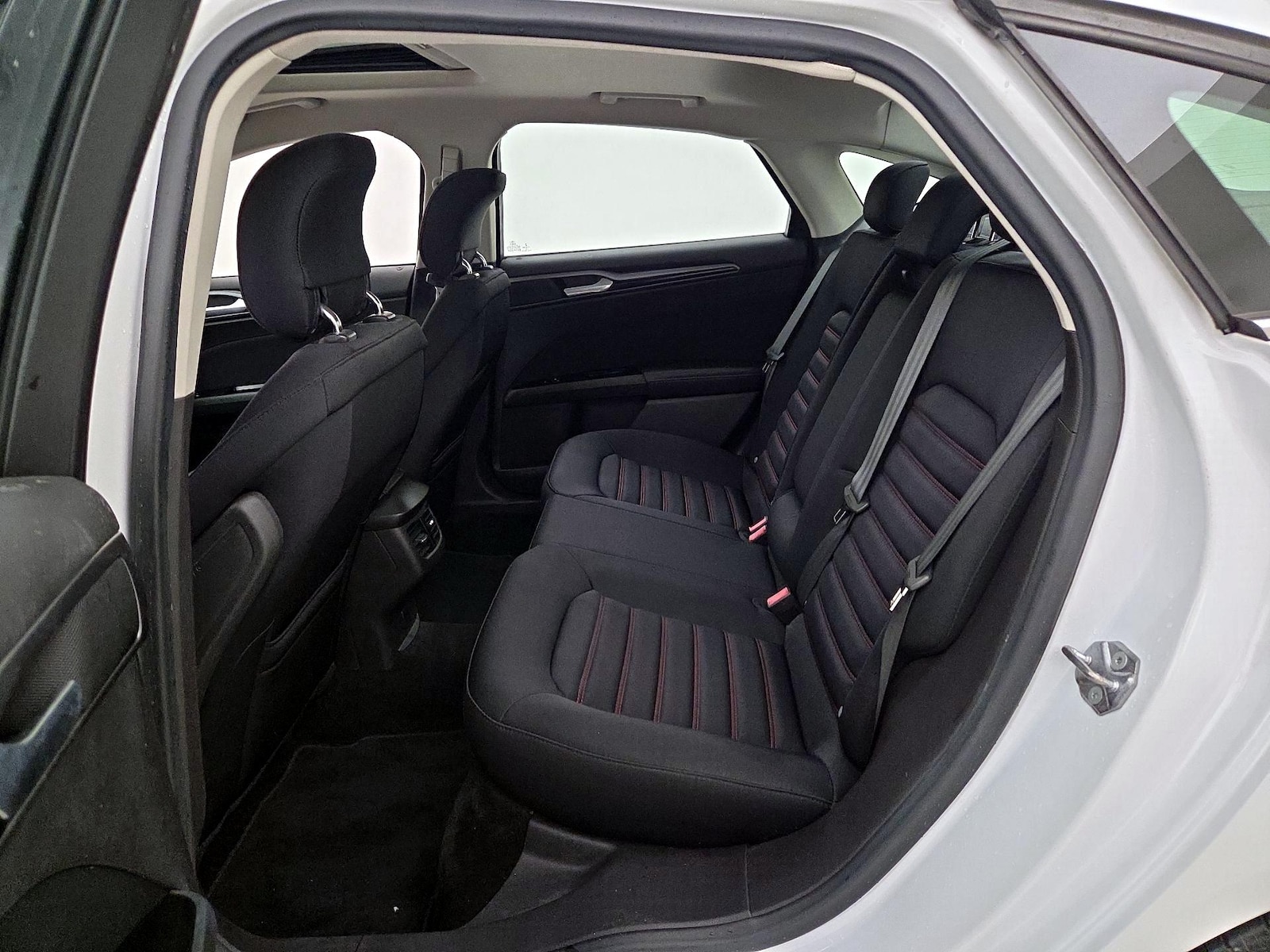 2014 Ford Fusion SE - Photo 21