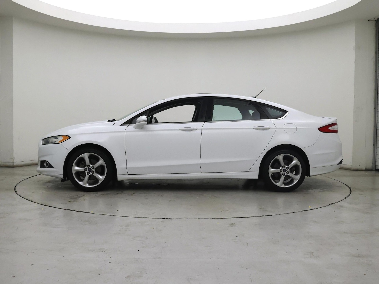 2014 Ford Fusion SE - Photo 4
